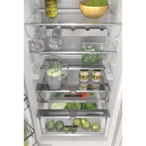 Whirlpool WHC18 T573 Beépíthető Alulfagyasztós hűtőszekrény, D,182L/68L,Nofrost,32 dB,Szél: 54 cm,Mag: 177 cm,Mély: 55 cm