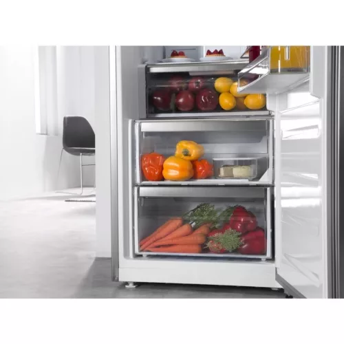 Whirlpool SW8 AM2C XR 2 Egyajtós hűtőszekrény E,363L,Nofrost nélkül,38 dB,Szél: 59.5 cm,Mag: 187.5 cm,Mély: 63 cm