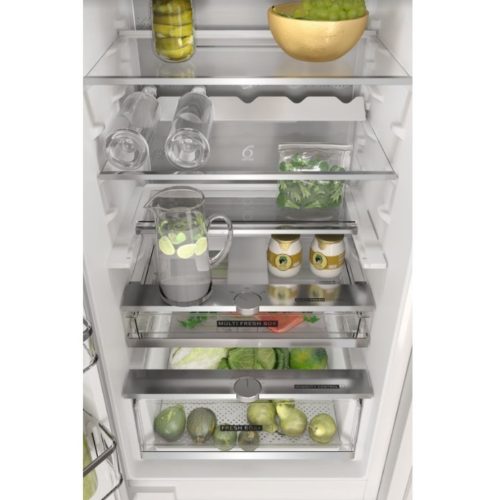 Whirlpool WHC18 T574 P Beépíthető Alulfagyasztós hűtőszekrény, C,182L/68L,Nofrost,32 dB,Szél: 54.5 cm,Mag: 177 cm,Mély: 56 cm