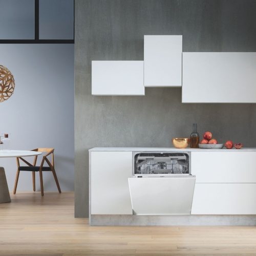 Whirlpool WIC 3C26 F Beépíthető mosogatógép, 14 teríték,9.5 L,8 prog.,43 dB,E,Felső evőeszk.,60 cm,Autom.ajtónyit.