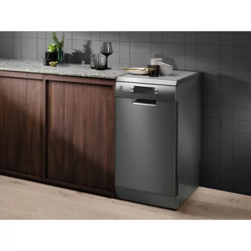 Electrolux ESG43310SX Szabadonálló mosogatógép 10 teríték,9.9 L,8 prog.,45 dB,D,Felső evőeszk.,45 cm,Digit.kijelző,Autom.ajtónyit.