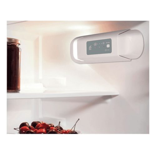 Whirlpool WBUF011 Beépíthető Egyajtós hűtőszekrény fagyasztóval, E,91L/18L,Nofrost nélkül,41 dB,Szél: 60 cm,