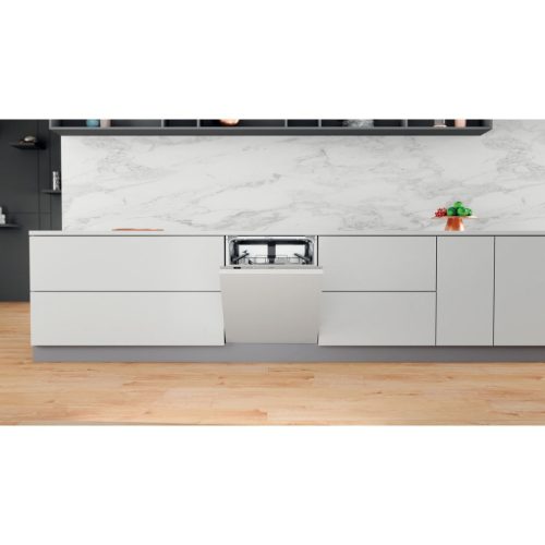 Whirlpool WCIC 3C33 P Beépíthető mosogatógép, 14 teríték,9.5 L,8 prog.,43 dB,D,Alsó evőeszk.,60 cm,Digit.kijelző, Autom.ajtónyit.