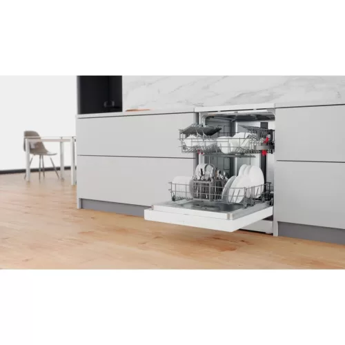 Whirlpool W2F HD624 Szabadonálló mosogatógép 14 teríték,9.5 L,9 prog.,44 dB,E,Alsó evőeszk.,60 cm,Digit.kijelző,Autom.ajtónyit.